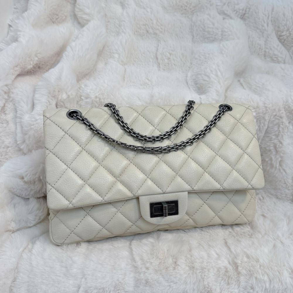 Chanel Reissue 227